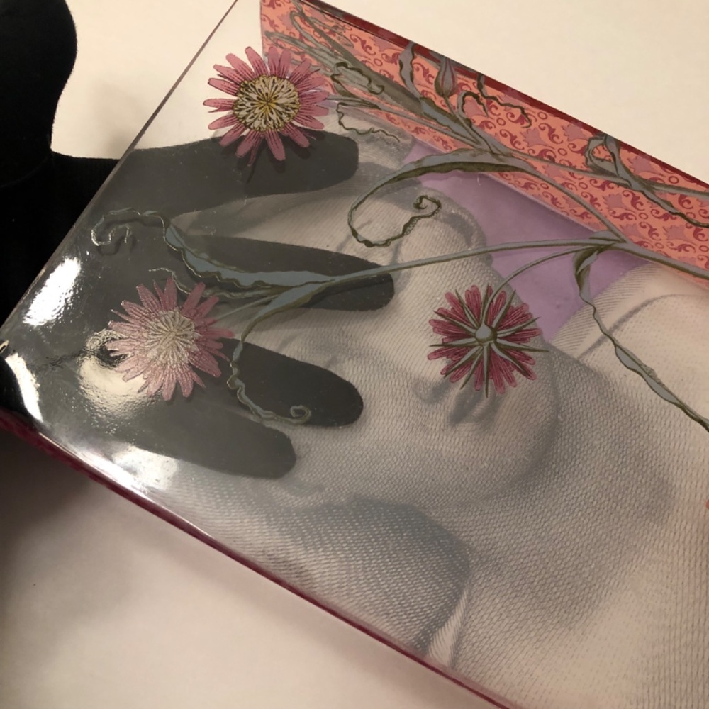 Fringe Studio Rare Glass Vessel NEW! Beautiful Translucent Images on All 4 Sides - Picture 13 of 16